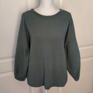 Jennie & Marlis Women's large balloon sleeve textured blouse